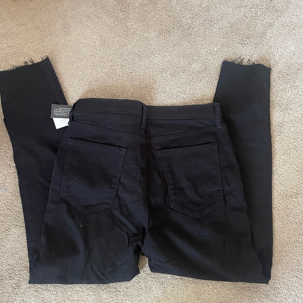 🆕  NEW!! High Rise Skinny Jean - 30